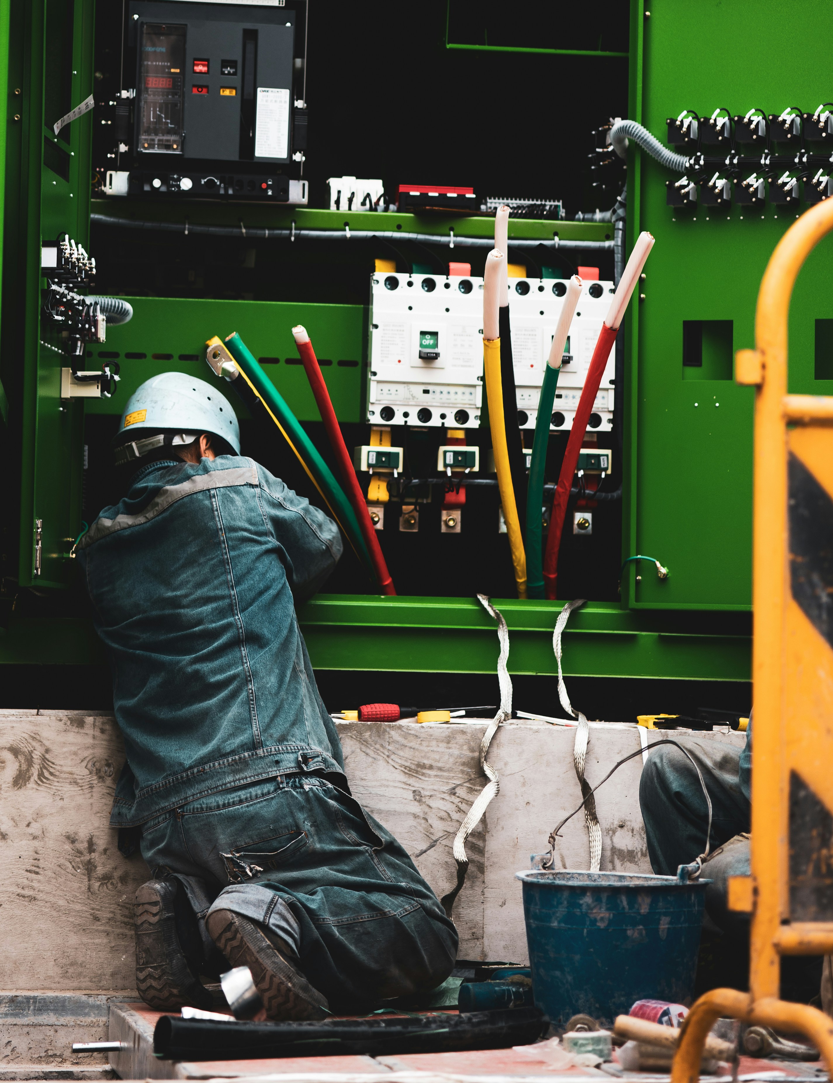 Installation électrique neuve Condrieu - tableau disjoncteurs NF C 15-100 par EWF électricien Rhône